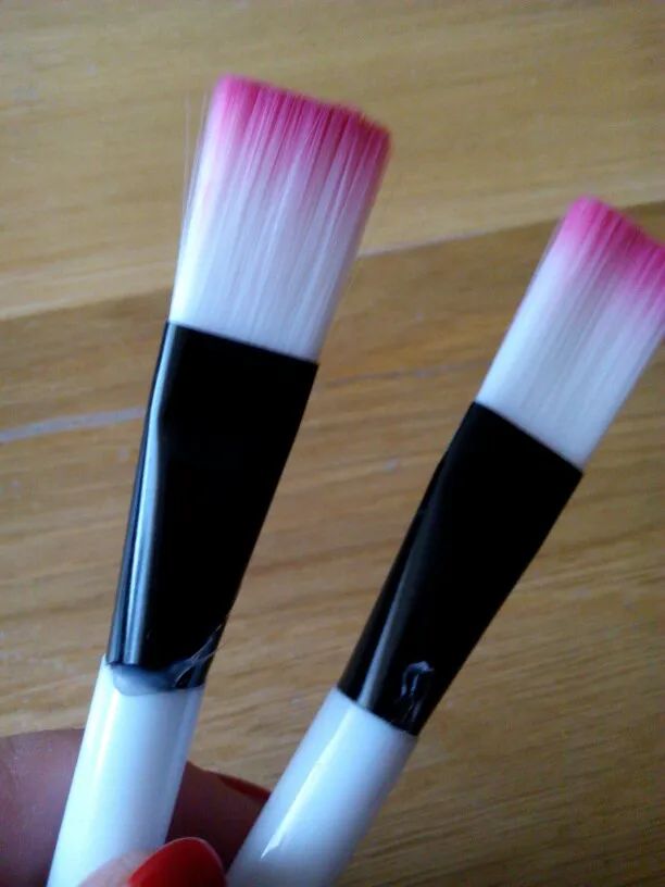 

2017 1PCS Eyeshadow Makeup Brushes Cosmetic tools Synthetic hair Eyebrow Eyelashes Lip Mask Brush Pinceis de maquiagem Pink
