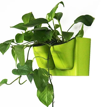

WINOMO Living Wall Planter Recycled Plastic Self Watering Vertical Gardening System