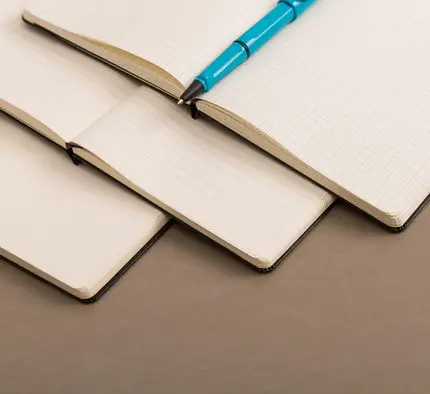Маленький квадратный блокнот Tsmip в клетку черный и красный|notebook diary|red diarybook black |