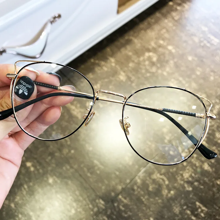 9228833955_1439884036