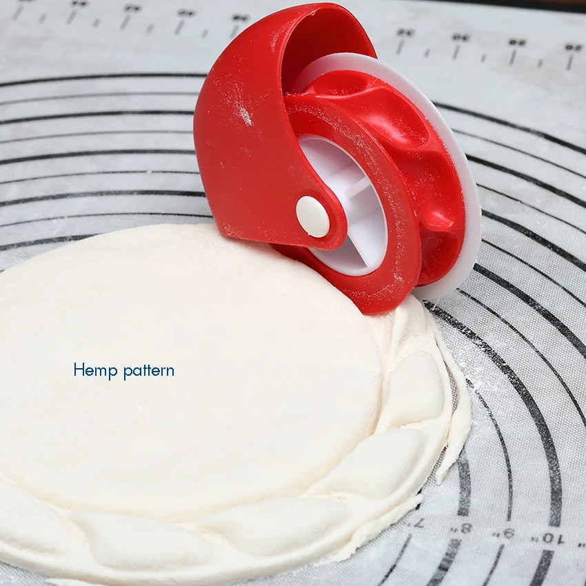Pastry Wheel Cutter, Beautiful Lattice Pie Crust or Ravioli Pasta, Manual Pastry Cutter Wheel Easy to Use, Easy to Clean Pastry Wheel Cutter, Beautiful Lattice Pie Crust or Ravioli Pasta, Manual Pastry Cutter Wheel Easy to Use, Easy to Clean