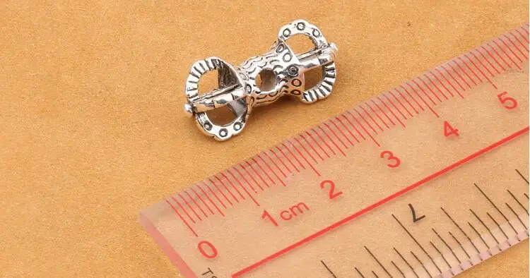 charm005a