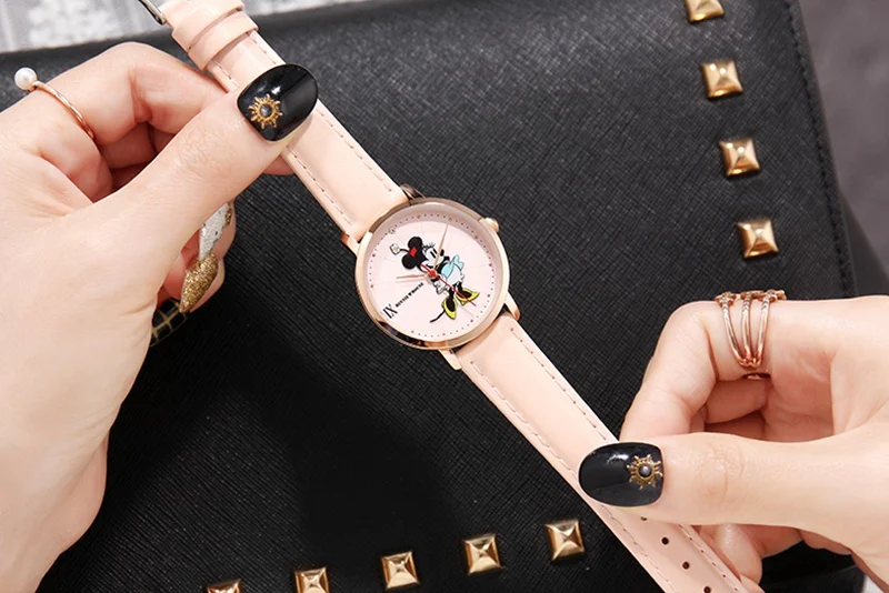 Женские кварцевые часы с кожаным ремешком и Минни Маус, женские модные простые водонепроницаемые часы со стальной задней частью, настоящий дизайн, disney 11181