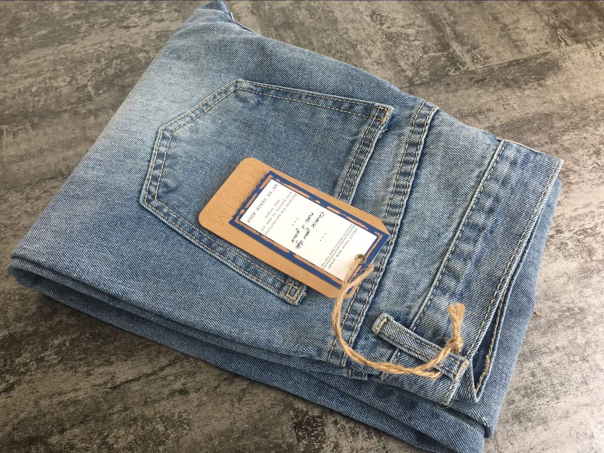 18 Fashion Hole jeans woman ripped jeans for women jeans Sequined mujer femme denim jean pants Scratched pantalones feminino 26 18 Fashion Hole jeans woman ripped jeans for women jeans Sequined mujer femme denim jean pants Scratched pantalones feminino 26