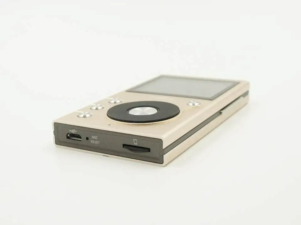 Iqq C18 8 ГБ 24bit/192 кГц DSD начального уровня High Fidelity музыкальный плеер|music player|192khz player24bit