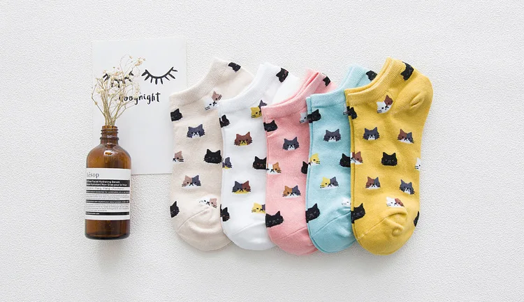 

Moonbiffy High Quality Cute Cat Striped Women Socks Creative Casual Cotton Funny Animals Socks