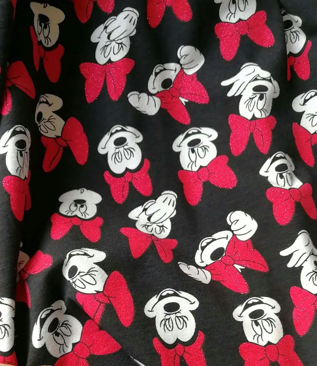 

Cartoon Cute Minnie Expression Red Bow Knitted Elasticity Lycra Cotton Patchwork Fabric Girl Legging Pajamas Handmade Textile