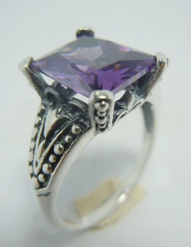

Europe and the United States princess square ring tide restoring ancient ways people female ring The index finger ring female
