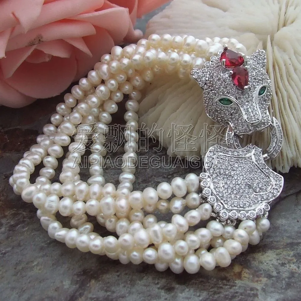 

B061711 8" 7 Strands White Pearl Bracelet CZ Clasp