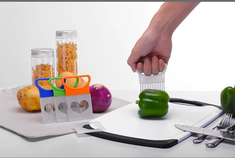 

Onion Tomato Vegetables Slicer Cutting Aid Holder Guide Slicing Cutter Safe Fork Onion Cutter Cooking Tools