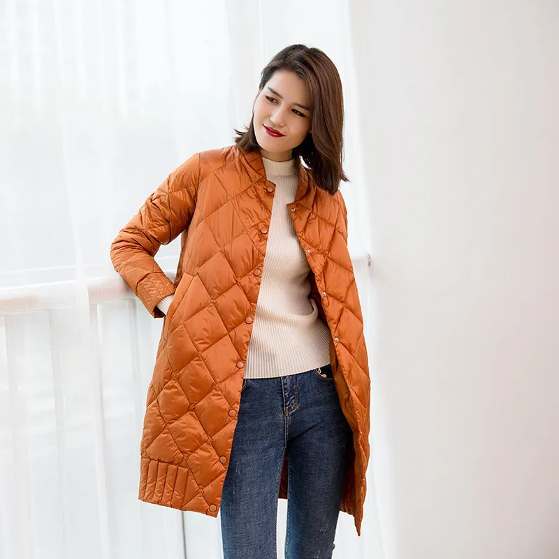 Tanie 2018 kobiet ultralekki dół kurtki jesienno zimowa cienka biała kurtka puchowa Parka kobiet jednolita w rozmiarze m długa odzież wierzchnia płaszcz AB990