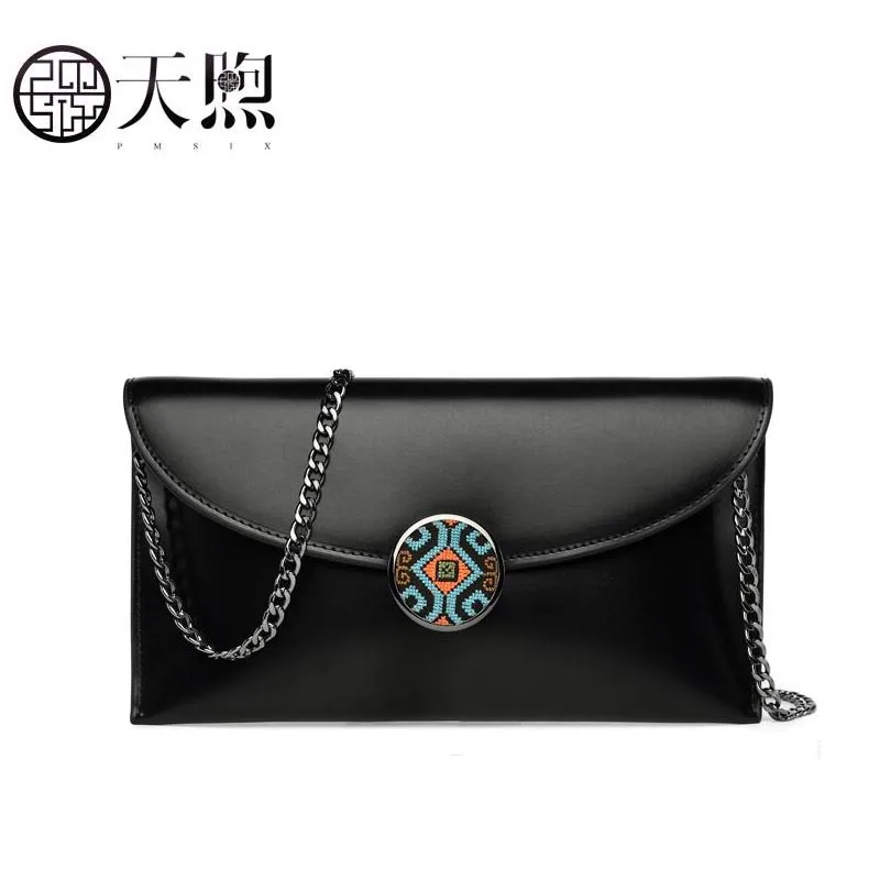 

Famous brand top leather handbag bag 2018 Embroidery Mini Shoulder Messenger Bag Envelope bag Chain bag