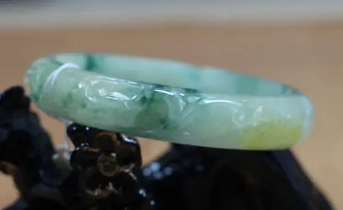 

free shipping 922 NATURE BEAUTIFUL CARVING GREEN YELLOW JADE JADEITE BRACELET BANGLE