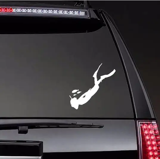 

Scuba Diver Swimming With Fish Car Body Stickers Window Door Decal Funny Top Quality Waterproof ZP0258