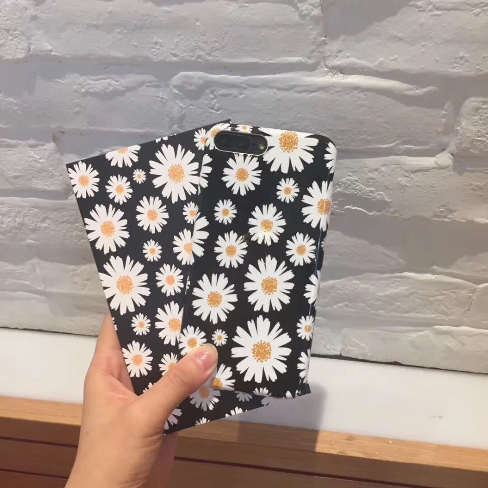 

3D relief Phone Case For iphone 7 8 Plus 6 6S Plus hard PC flower glow in the dark style back cover with lanyard