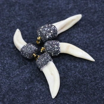 

(Trendy Fashion Pendan) Ivory Necklace Drop Pendants in Point Crystals, Large Semi Stone Necklace