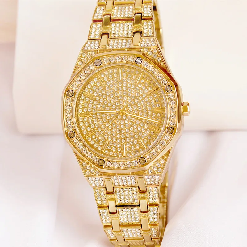 10128736304_1263037735