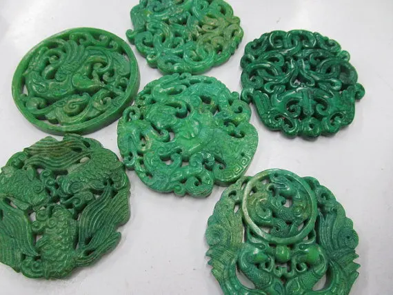 

Wholesale 6pcs 70mm Ancient Jade Pendant handmade Rare Animal butterfly Green Assortment focal beads--double carved