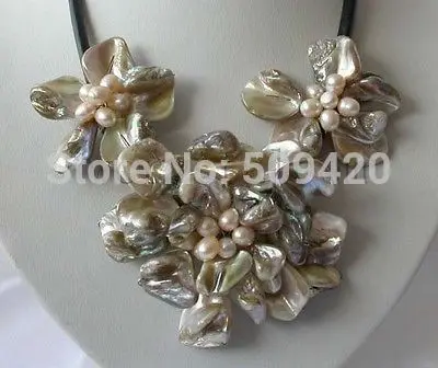 

Free Shipping>Charming real cultured Pearl white Shell Flower Necklace leather