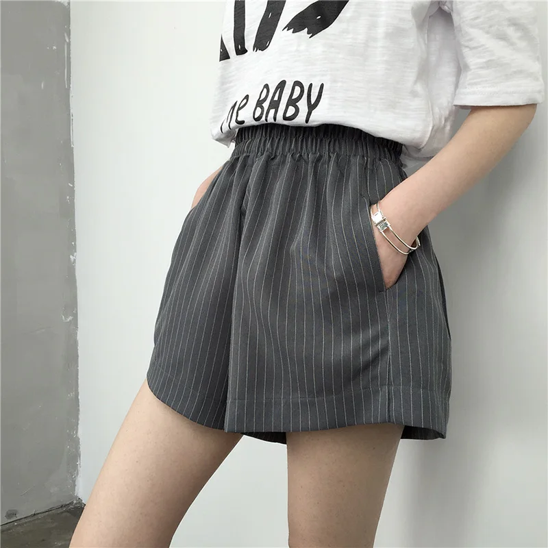 New 2019 striped pattern women shorts casual ladies shorts
