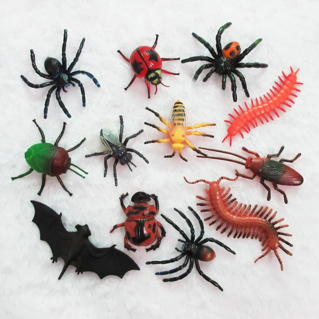 (12 pieces/set) Soft Plastic Insects Toy Model Bat Fly Bugs Centipede Spider Cockroach Beetle