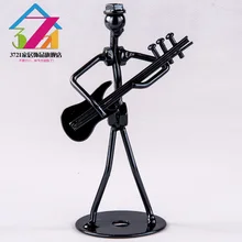 Украшение для гостиной, домашнего интерьера, Креативные украшения для телевизора, украшения шкафа, милые поделки, железный человек, электрический бас-браслет