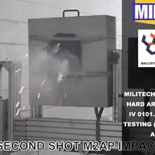 Тест видео-Militech nij IV 0101,06 глинозема керамическая и pe панель E Форма Стресс тестирование видео