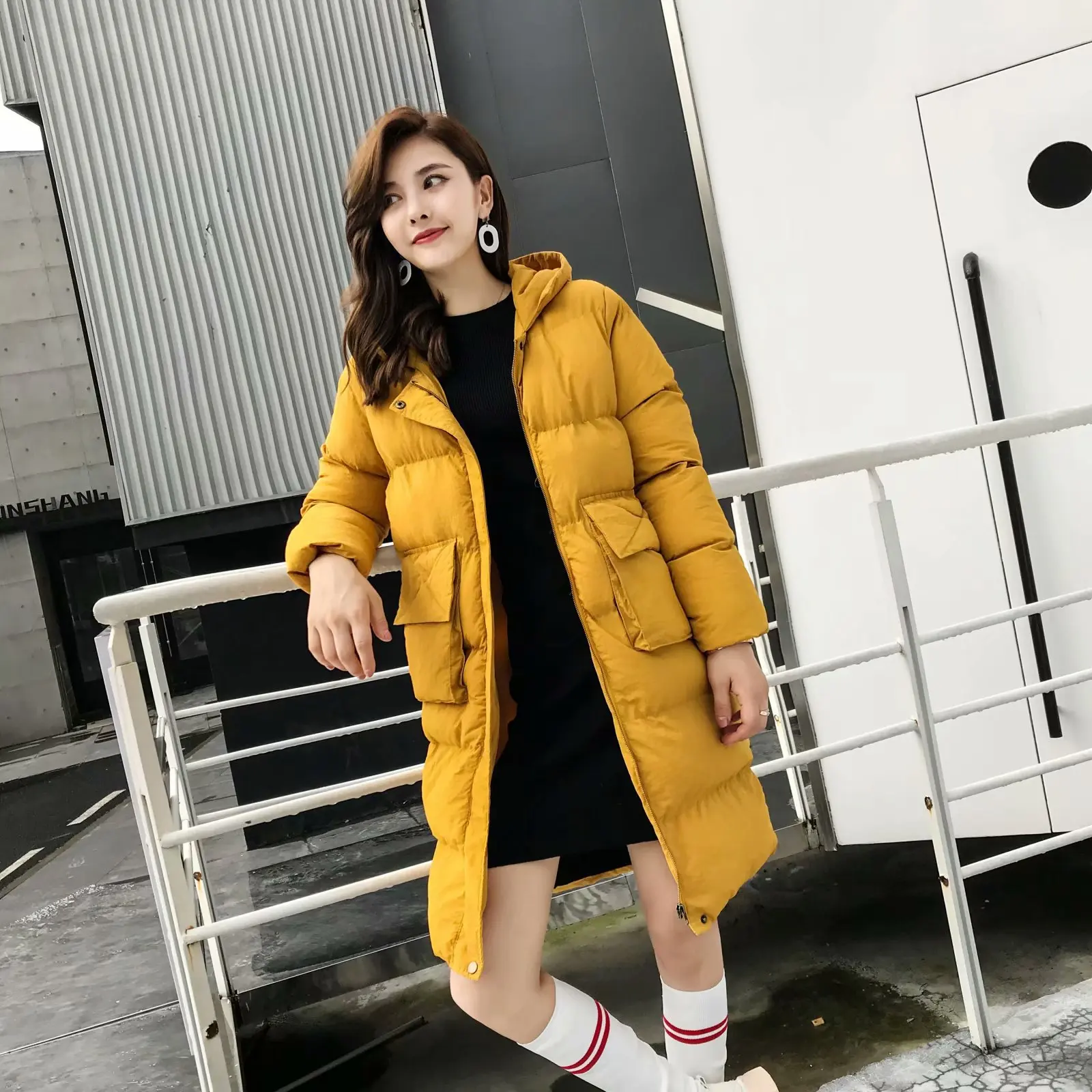 WOMAN Jacket Cotton-padded Overknee Down Cotton Woman warm Loose fashion chic Winter Coat High Quality Parka