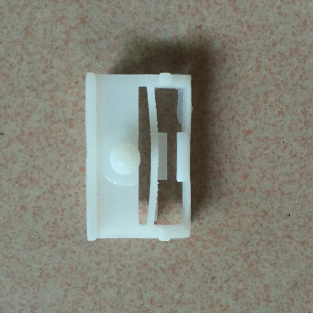 20pcs E36 E46 E90 E91 Side Skirt Trim Clips Sill Moilding Clips for BMW