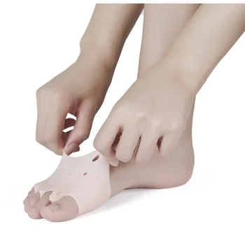 

Cover Orthodontic Toe Braces Correction of Toe Shape Comfortable Five Hole Straightener Silicone Toe Foot