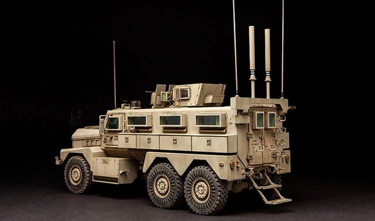 MENG Сборная модель SS-005 1/35 американские Cougar 6X6 противоминные колесные бронированные машины