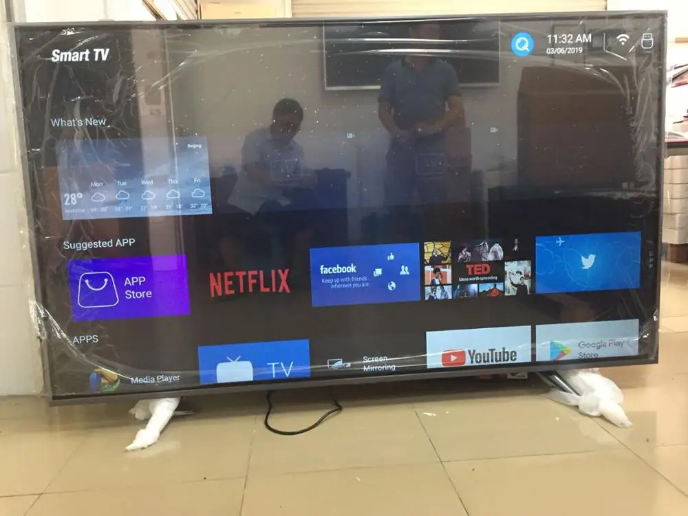  75 inch 86 inch 100 inch display monitor television TV Android 7.1.1 Smart quard core TV with Ram1.