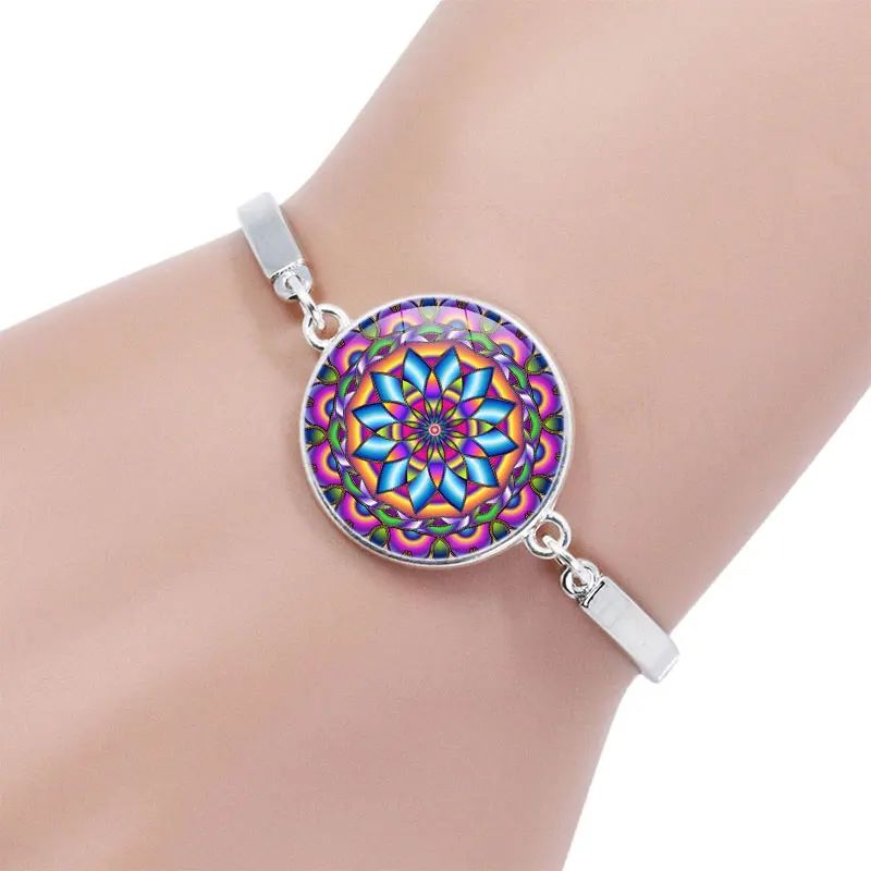 

Classic Mandala Flower OM Symbol Buddhism Zen Picture Glass Cabochon Bracelet Bangle Religion Art Image Jewelry for Women Men