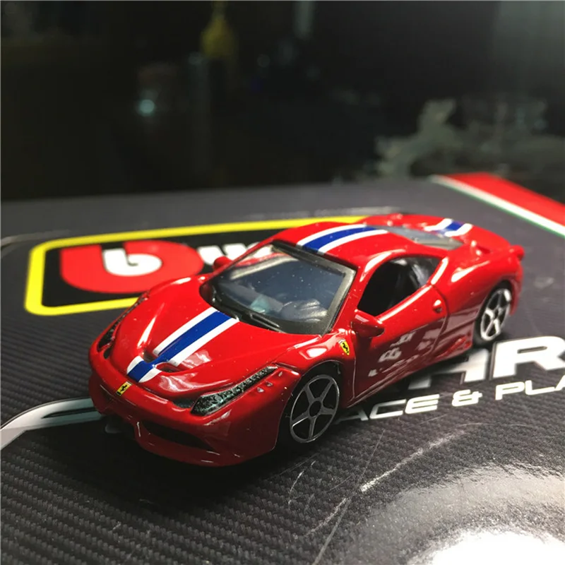 Подлинная суперспортивная модель автомобиля из сплава 1:64 игрушки серии красные