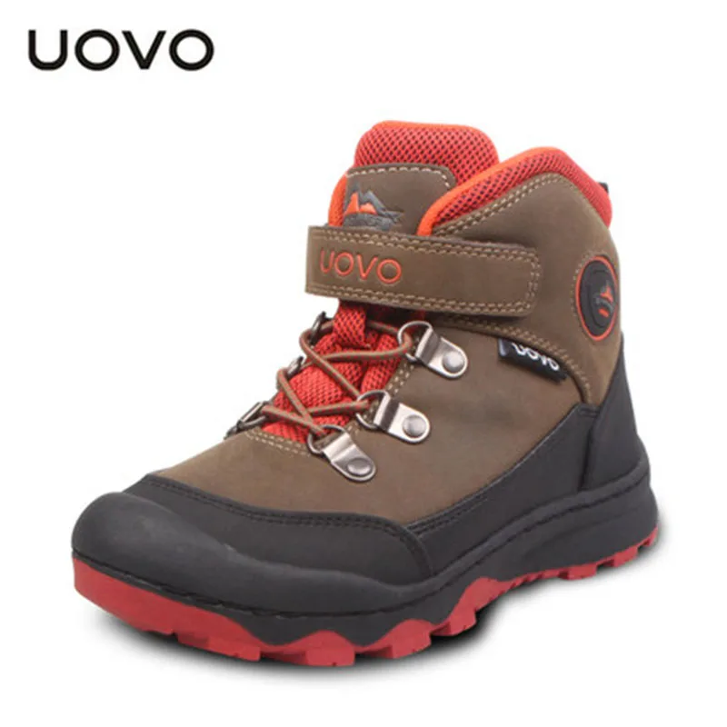 boys climbing shoes