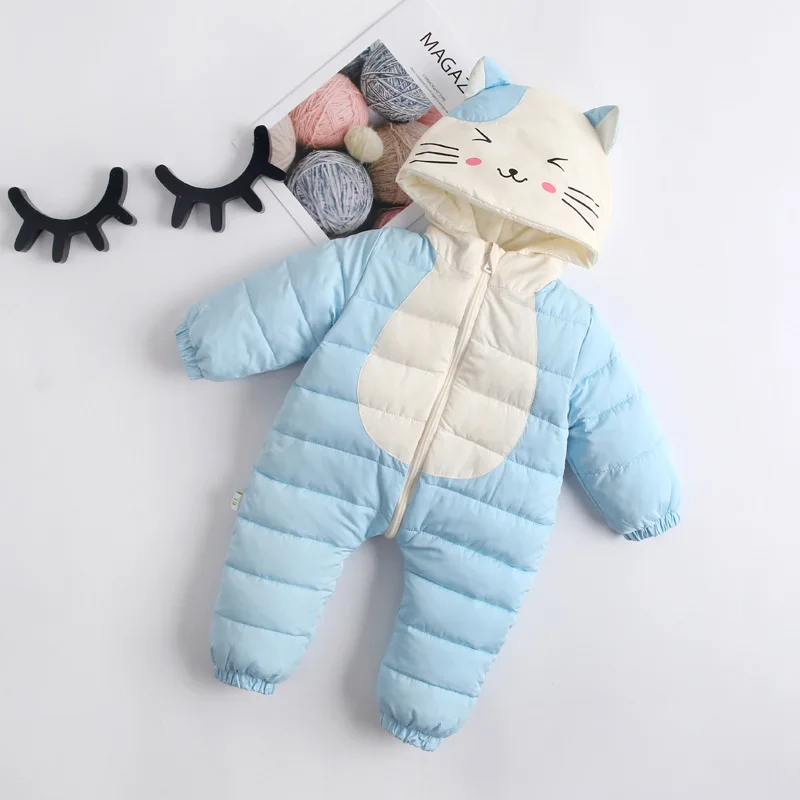 Осень-зима комбинезоны для маленьких мальчиков и девочек с рисунком милого кота; теплая дутая куртка с капюшоном Комбинезоны Одежда для новорожденных младенческой Костюмы - Цвет: Синий