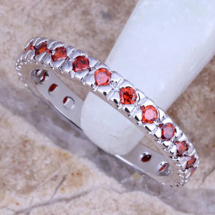 

Charming Red Garnet Silver Plated Ring Size 5 / 6 / 7 / 8 / 9 R0014