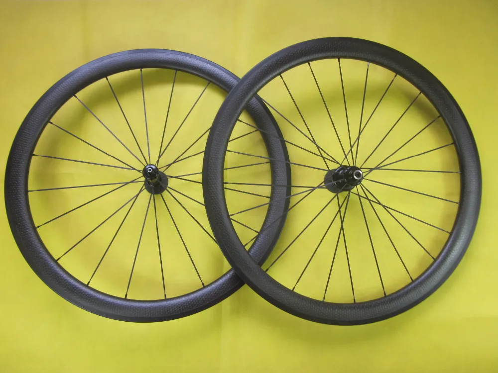 dimpled carbon wheels