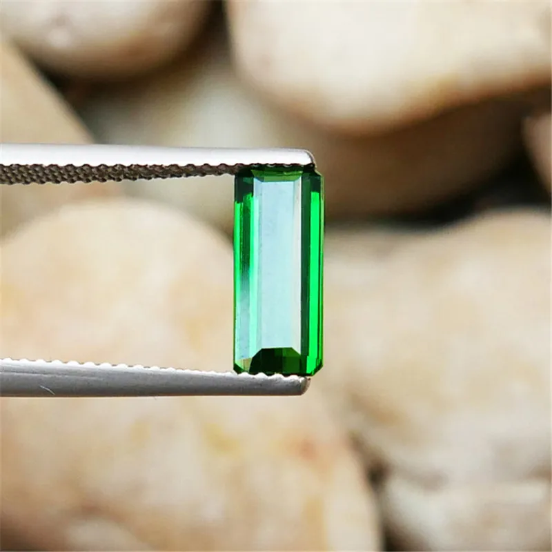 

1.65 carat Natural 5A Grade Vivid Green Chrome Tourmaline Loose Gemstone Good Luster GIL