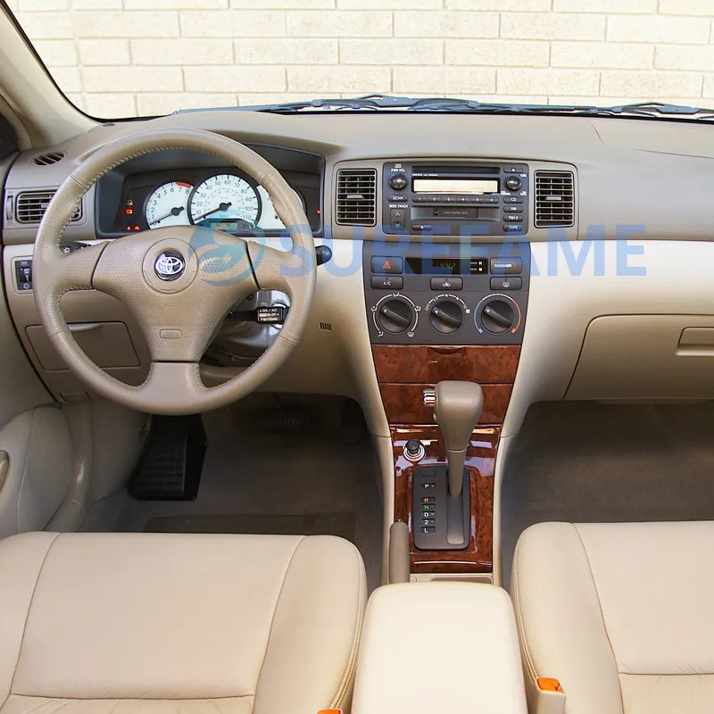 TO040 03-06 TOYOTA COROLLA dashboard 1