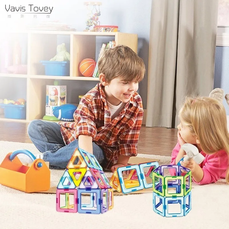 

Vavis Tovey Big Building Triangle Square Blocks DIY Designer Enlighten Bricks Magnetic Toys Free Manual Gift
