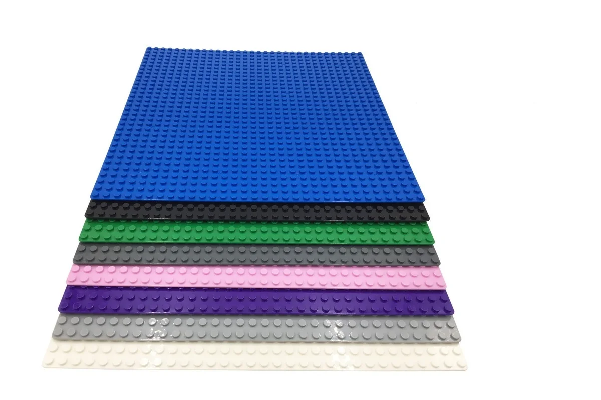 

1PC 4 colors Small Blocks Base Plate Building Blocks DIY Education Toys 32x32 Anime Action Figures Floors Compatible with Wange