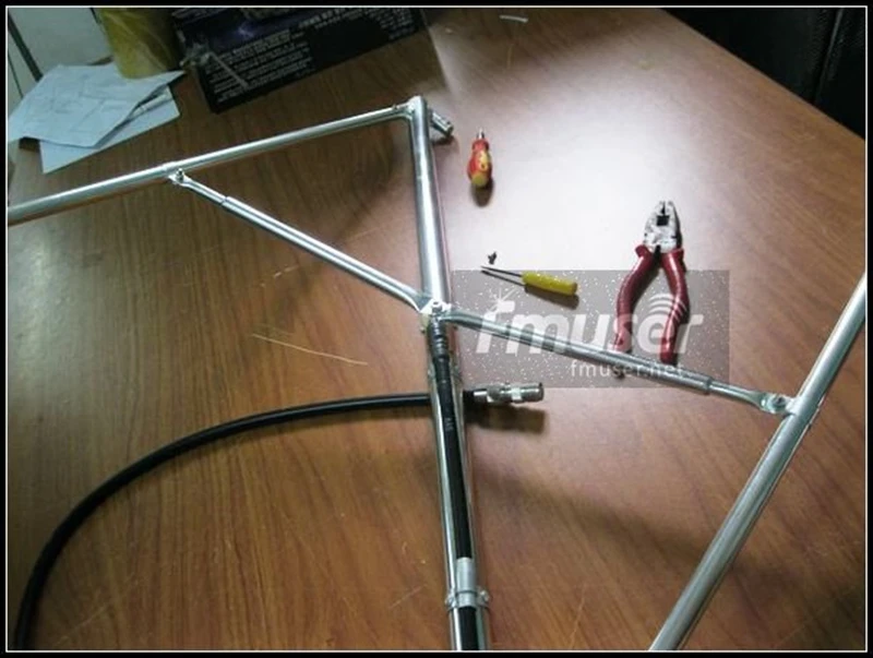 CP100 circular polarized antenna9