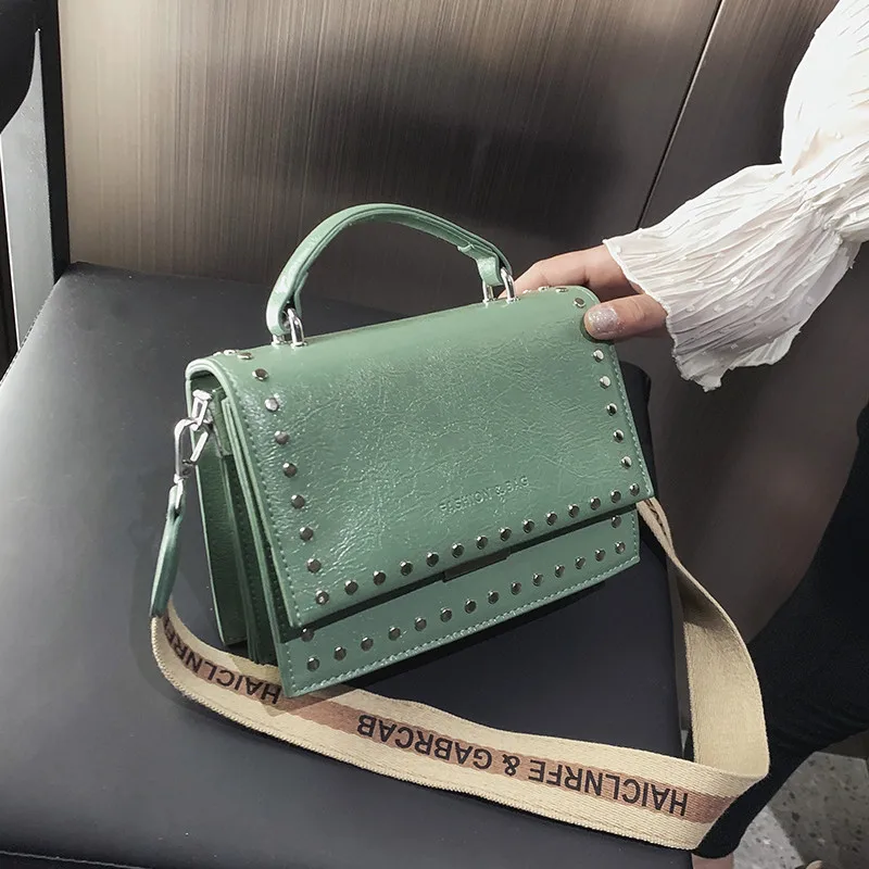 

2019 New Vintage Women Flap Fashion Casual Leather Shoulder Bags rivet Lady Crossbody Messenger Bag Elegant Envelop Clutch Purse