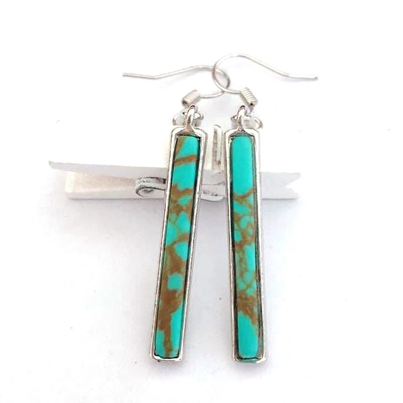 

Fashion Unique Personalized 1 Pair Geometry Long Cylinder Pendant Green Stone Earrings Elegant Women's Earring