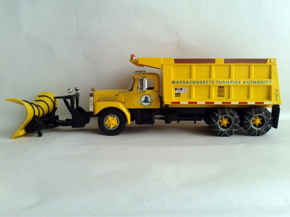First Gear 3375 1 34 Scale New York State Mack L Dump Truck with Plow