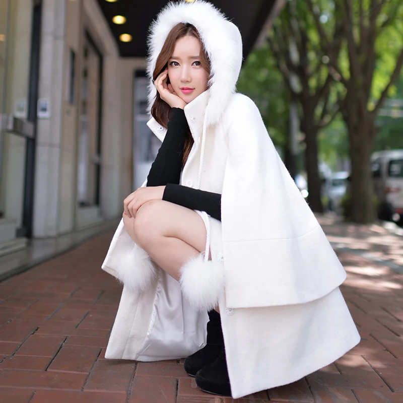 manteau cape blanc