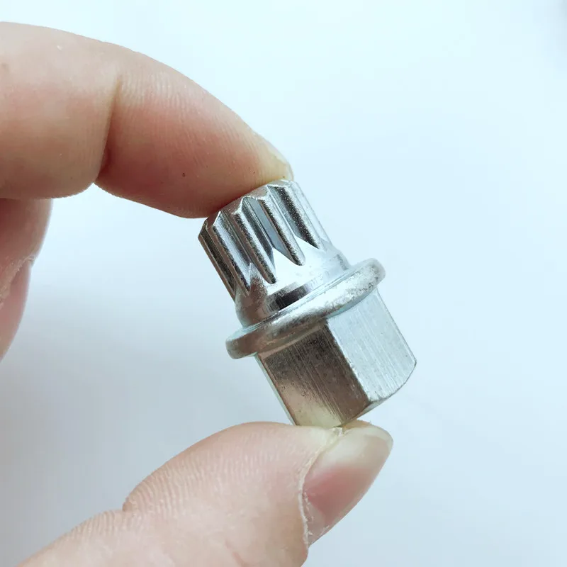 Wheel Bolt Lock For Volkswagen VW Golf Jetta Passat Touran For Audi A4 A6 A8 TT