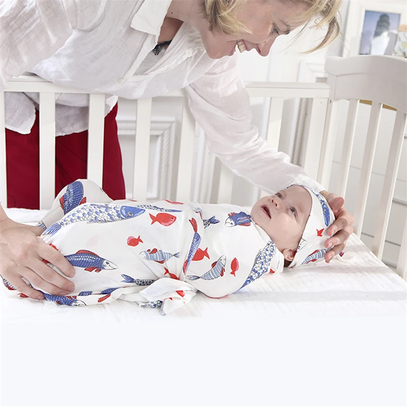 2018 Hot Sale Infant Swaddle + Cap Baby Wrap Christmas Newborn