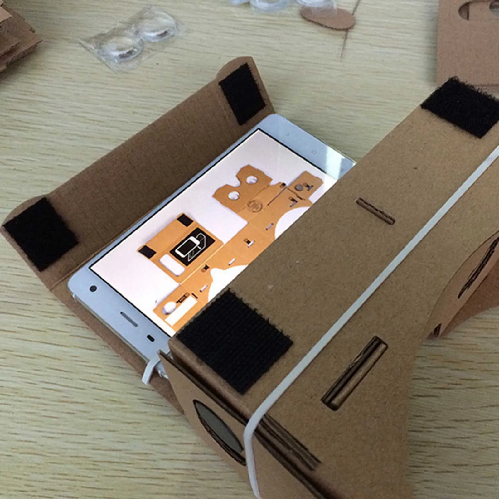 Новые картонные трендовые 3D очки виртуальной реальности для мобильных телефонов